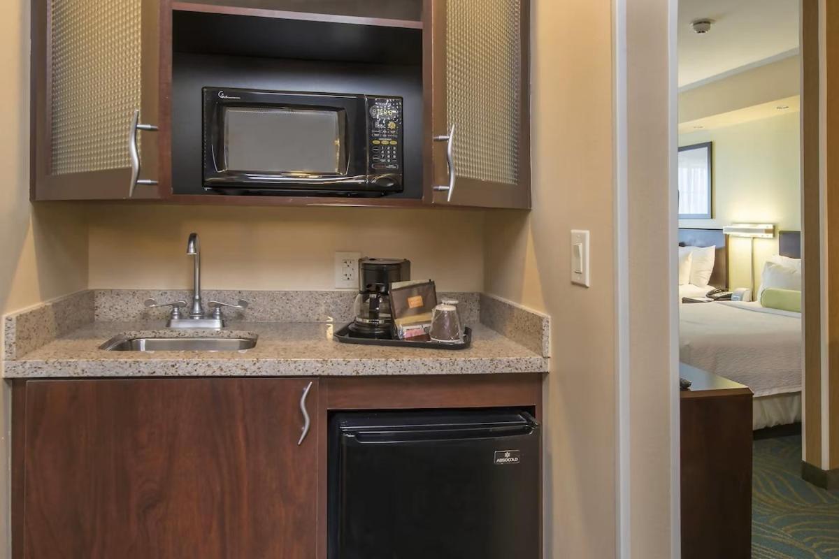 Springhill Suites Prince Frederick Екстер'єр фото